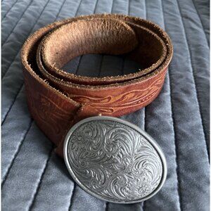 Xhilaration Women's Vintage Brown Leather Embossed Silver Buckle Belt Size Med